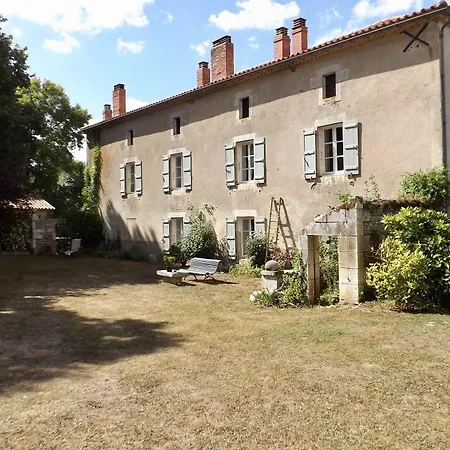 Domaine De Lalat - With En-suite Bathrooms With Garden Views Montembœuf