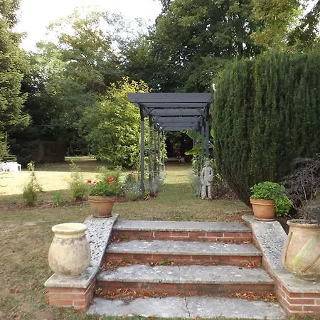 Bed & Breakfast Domaine De Lalat - With En-suite Bathrooms With Garden Views