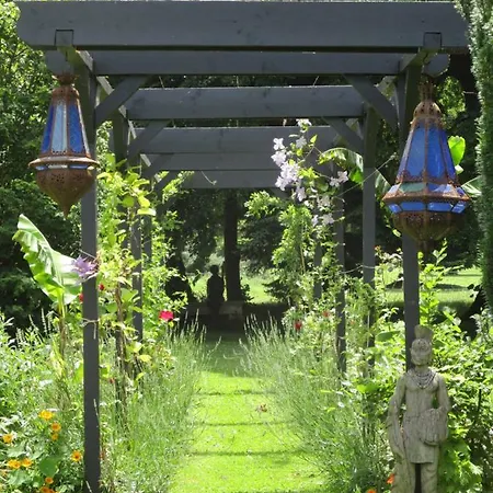 Bed & Breakfast Domaine De Lalat - With En-suite Bathrooms With Garden Views Montembœuf