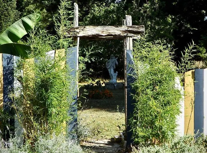 Domaine De Lalat - With En-suite Bathrooms With Garden Views 3*