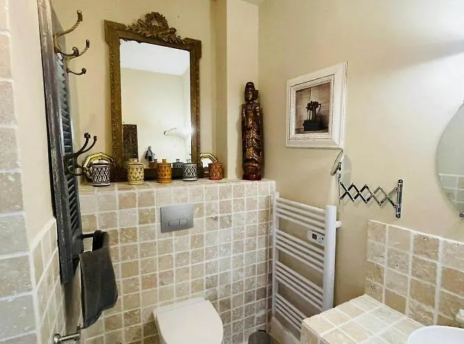 Domaine De Lalat - With En-suite Bathrooms With Garden Views Bed and breakfast Montembœuf