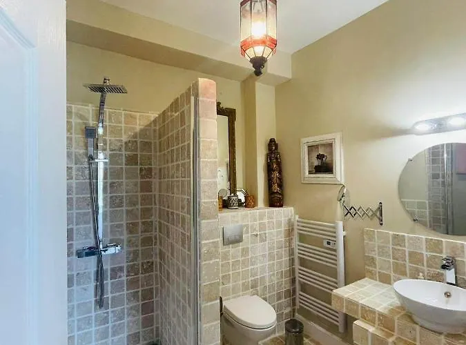 Domaine De Lalat - With En-suite Bathrooms With Garden Views Bed and breakfast Montembœuf