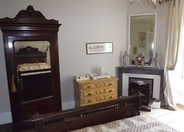 Bed and breakfast Domaine De Lalat - With En-suite Bathrooms With Garden Views