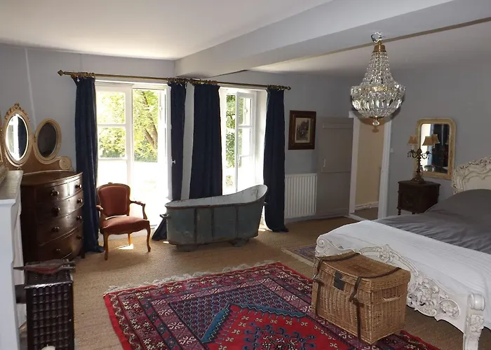 Domaine De Lalat - With En-suite Bathrooms With Garden Views Montembœuf