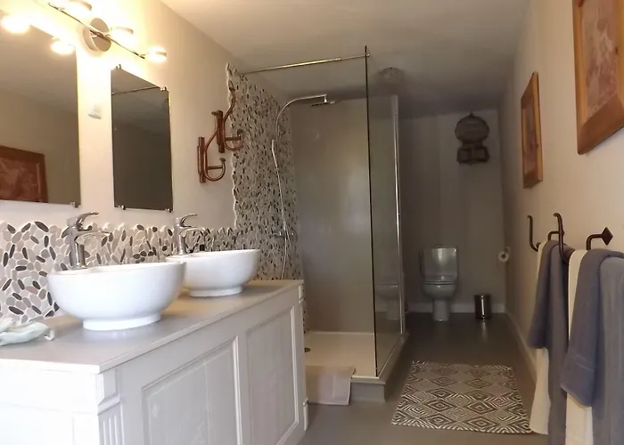 Domaine De Lalat - With En-suite Bathrooms With Garden Views 3* Montembœuf