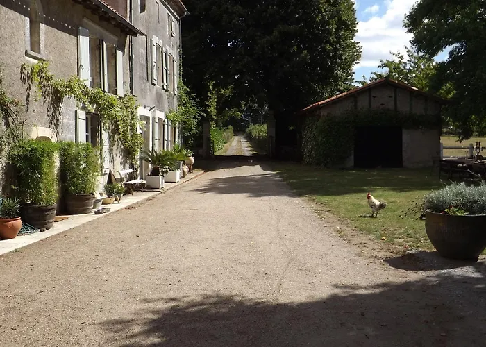 Domaine De Lalat - With En-suite Bathrooms With Garden Views Bed and breakfast 3*